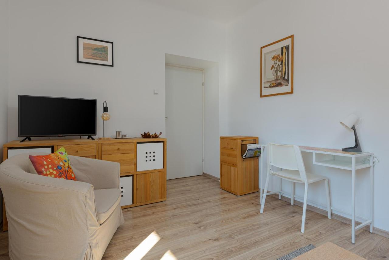 Apartment Bialobrzeska Warsaw By Noclegi Renters 외부 사진